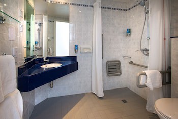 Holiday Inn Express Lichfield, An Ihg Hotel