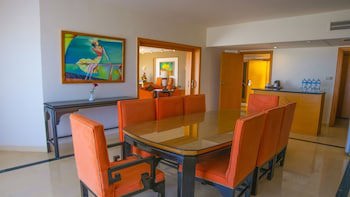 Parrotel Beach Resort galeri fotoğrafı
