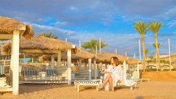 Parrotel Beach Resort fotoğrafı