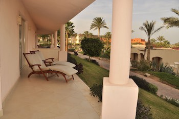 Parrotel Beach Resort fotoğrafı