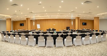 Parrotel Beach Resort galeri fotoğrafı