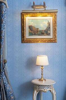 Hotel Bristol