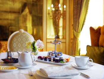 Hotel Bristol