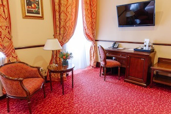 Hotel Bristol