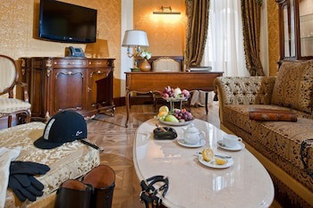 Hotel Bristol