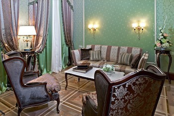 Hotel Bristol