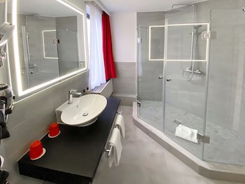 DORMERO Hotel Dusseldorf galeri fotoğrafı