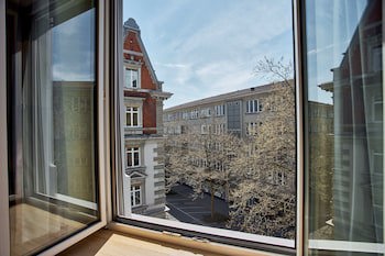 Bristol Hotel