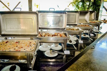 El Aram Imira Beach Resort