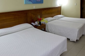El Aram Imira Beach Resort