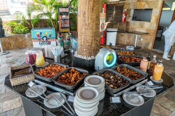 El Aram Imira Beach Resort