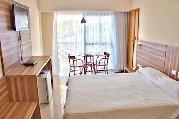 El Aram Imira Beach Resort