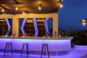 Elite City Resort