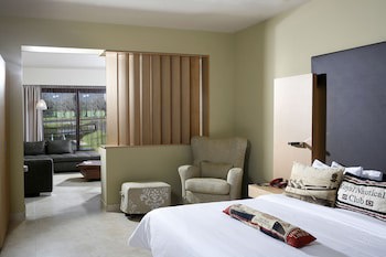 Elite City Resort