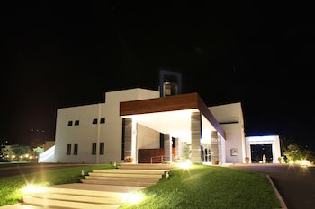 Elite City Resort