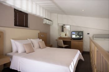 Elite City Resort