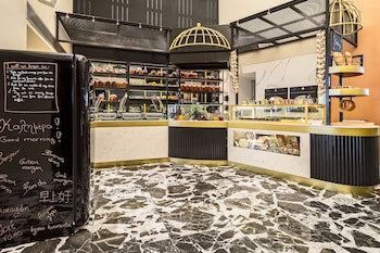 Airotel Stratos Vassilikos Hotel