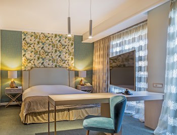 Airotel Stratos Vassilikos Hotel