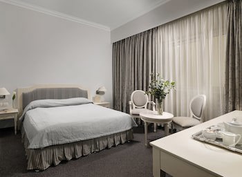 Airotel Stratos Vassilikos Hotel
