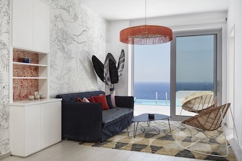 Kouros Hotel & Suites galeri fotoğrafı