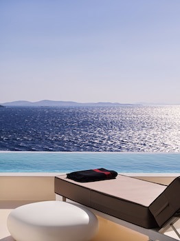 Kouros Hotel & Suites fotoğrafı