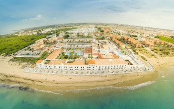 Playa De La Luz Hotel