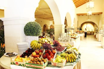 Playa De La Luz Hotel