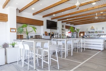Playa De La Luz Hotel