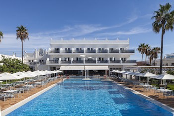 Playa De La Luz Hotel