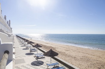 Playa De La Luz Hotel