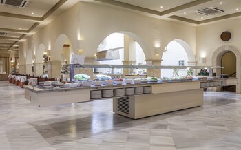 Playa De La Luz Hotel