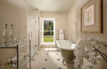 Inverlochy Castle