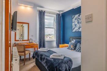 Muthu Westcliff Hotel (Near London Southend Airport)