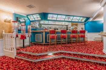 Muthu Westcliff Hotel (Near London Southend Airport)