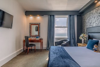 Muthu Westcliff Hotel (Near London Southend Airport)