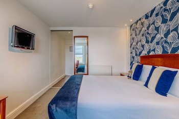 Muthu Westcliff Hotel (Near London Southend Airport)