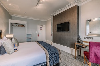 Muthu Westcliff Hotel (Near London Southend Airport)