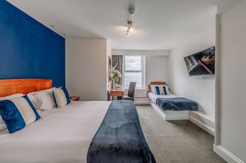Muthu Westcliff Hotel (Near London Southend Airport)