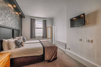 Muthu Westcliff Hotel (Near London Southend Airport)