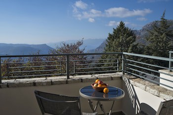 Domotel Anemolia Mountain Resort
