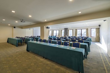 Domotel Anemolia Mountain Resort