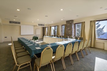 Domotel Anemolia Mountain Resort
