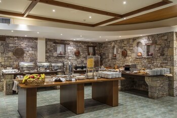 Domotel Anemolia Mountain Resort