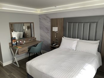 Best Western Premier Heronston Hotel & Spa