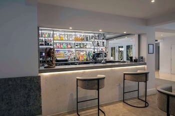 Best Western Premier Heronston Hotel & Spa