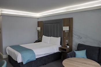 Best Western Premier Heronston Hotel & Spa