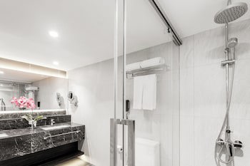 Avani Ratchada Bangkok Hotel