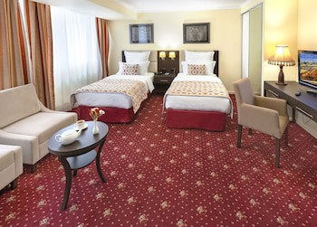 Ani Plaza Hotel