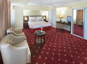 Ani Plaza Hotel