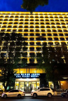 Ani Plaza Hotel